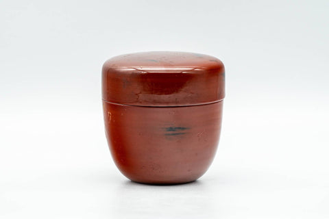 Japanese Natsume - Red Lacquer Spotted Matcha Tea Caddy - 80ml - three-quarter front view of the closed caddy