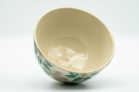 Tezumi — Japanese Matcha Bowl - Gold Green Floral Kyo-yaki Chawan - 300ml — three-quarter view