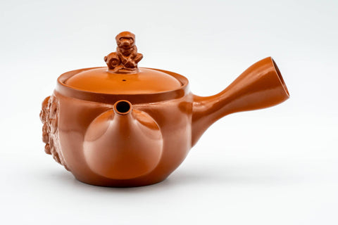 Tezumi — Japanese Kyusu - Monkeys and Leaves Tokoname-yaki Mesh Filter Teapot - 400ml — three-quarter view from the opposite side