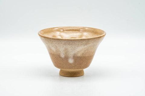 Tezumi — Japanese Teacup - Beige and Milky White Drip-Glazed Hagi-yaki Yunomi - 80ml — front view