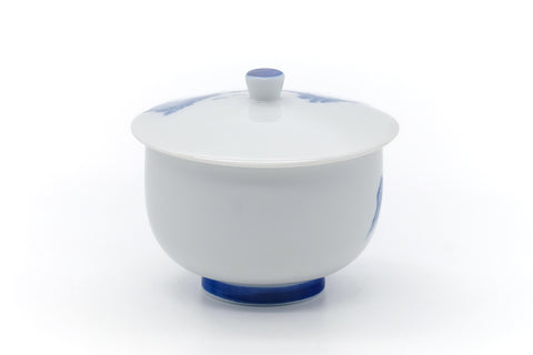 Tezumi — Japanese Teacup - Blue Mountainous Arita Lidded Yunomi - 175ml — front view from another angle