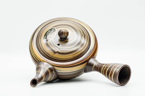 Japanese Kyusu - Nobuyasu Nerikomi Tokoname-yaki Teapot - 275ml - top view showing the lid