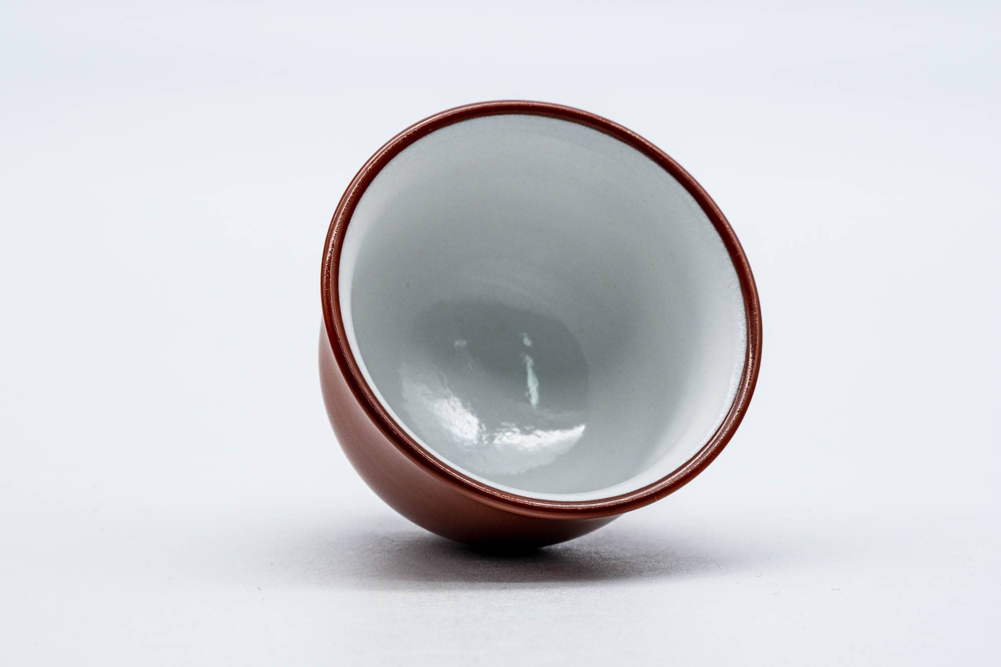 Japanese Teacup - 高資窯 Takasuke Kiln - Red Shudei White Inner-Glazed Tokoname-yaki Guinomi - 50ml