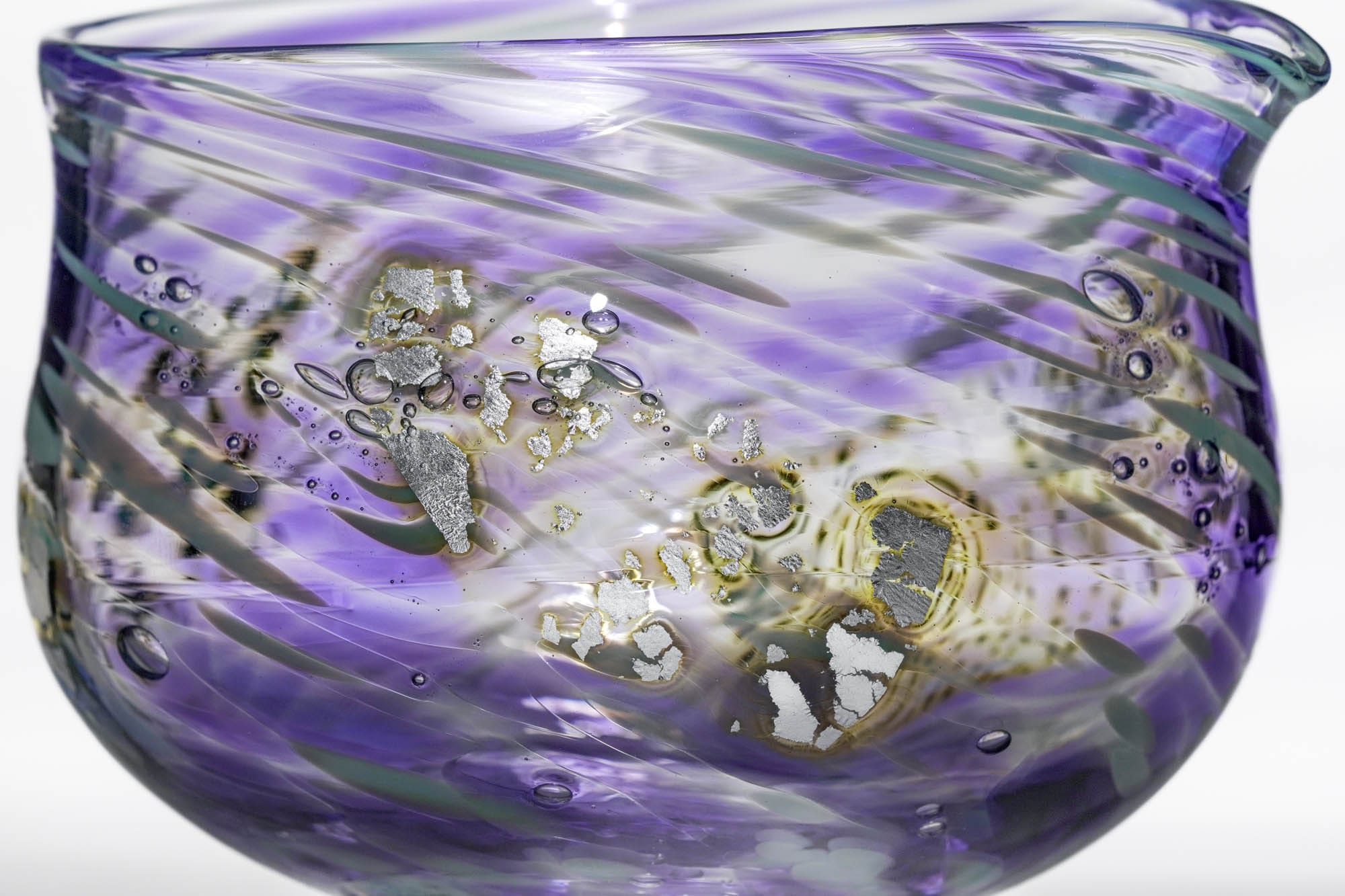 Japanese Matcha Bowl - 翠華園 Suikaen - 宙 Purple Sora Glass Pouring Chawan - 200ml
