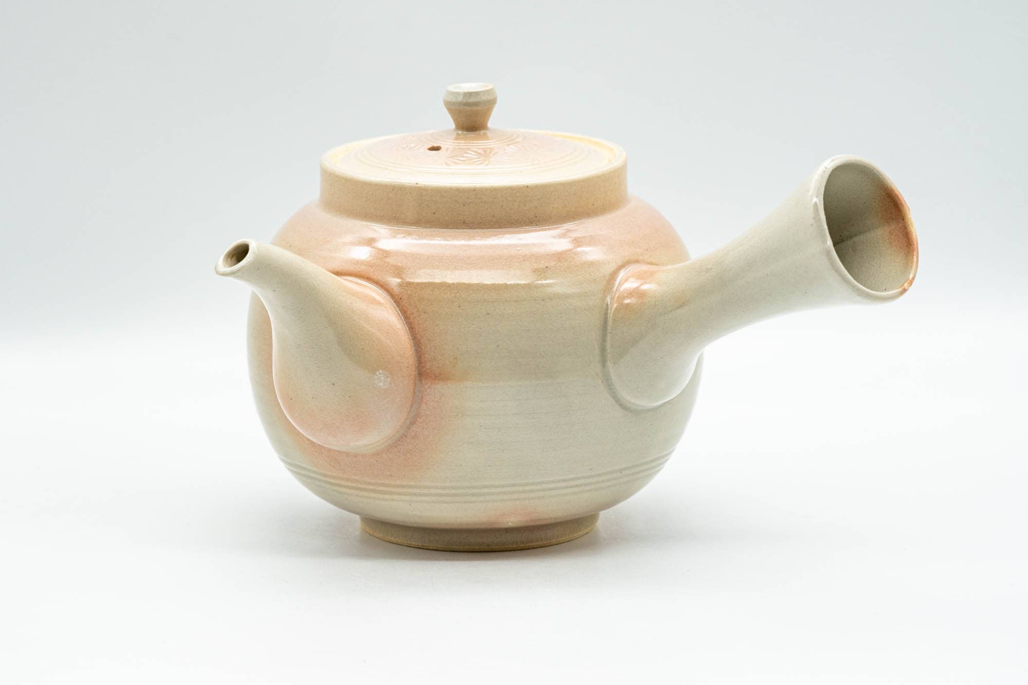 Japanese Kyusu - Beige Pink Chrysanthemum Hagi-yaki Do-ake Teapot - 400ml