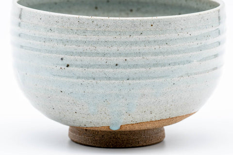 Japanese Matcha Bowl - Grey Mottled Karatsu-yaki Hantsutsu-gata Chawan - 475ml - opposite side view showing the mottled glaze