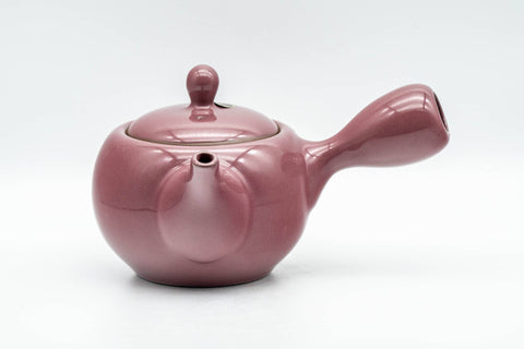 Tezumi — Japanese Kyusu - Magenta Teapot with Fine Mesh Strainer - 325ml — three-quarter view