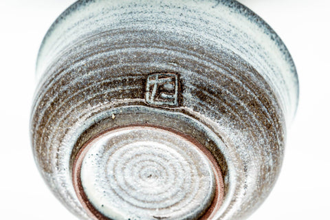 Japanese Teacup - Grey Milky White Drip-Glazed Guinomi - 50ml - close-up of the base and footring