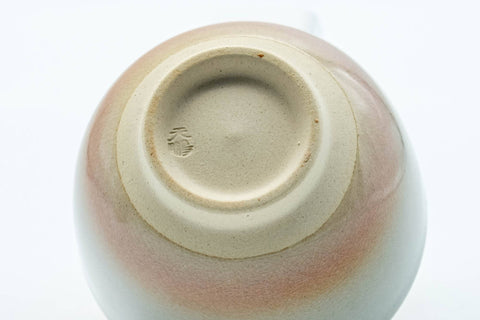 Tezumi — Japanese Teacup - 天鵬山 Tsubaki Kiln - Classic Beige Hagi-yaki Yunomi - 80ml — inverted showing the foot ring