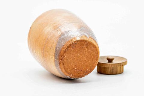 Japanese Chaire - 梅田陶楽 Umeda Touraku - Beige Pink Gohonte Hagi-yaki Tea Caddy with Shifuku