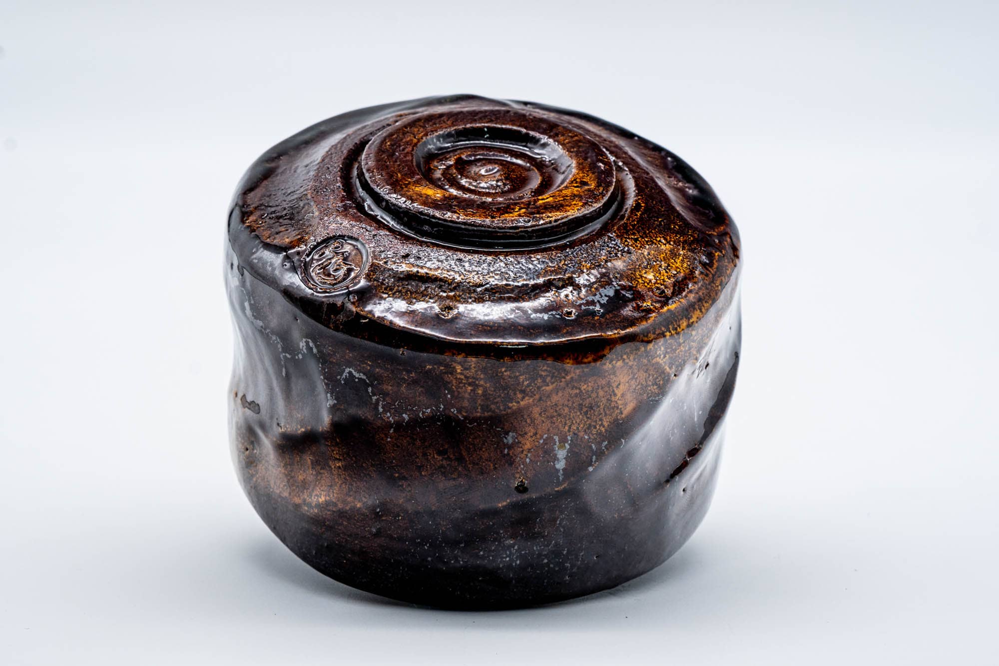 Japanese Matcha Bowl - 手 Spiraling Black Amber Glazed Raku Chawan - 300ml