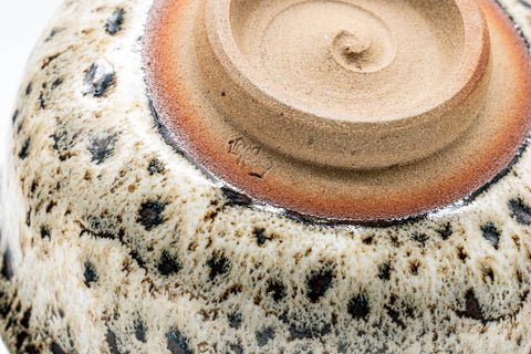 Tezumi — Japanese Matcha Bowl - Black Yellow Hare's Fur Glazed Chawan - 250ml — inverted showing the foot ring