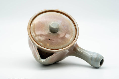 Tezumi — Japanese Kyusu - Beige Peach Glazed Hagi-yaki Do-ake Teapot - 320ml — interior view showing the filter