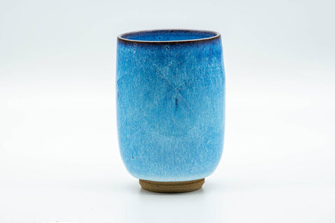 Japanese Teacup - Sky Blue Shino Glazed Yunomi - 275ml - front view of the sky blue shino glazed cup