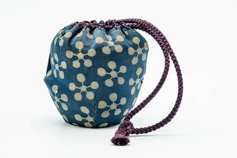 Japanese Natsume - Small Black Urushi Lacquer Tea Caddy with Shifuku Silk Pouch - 40ml