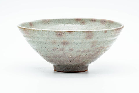 Japanese Matcha Bowl - Grey Gohonte Glazed Hira-gata Chawan with Wooden Box - 350ml - front view of the bowl