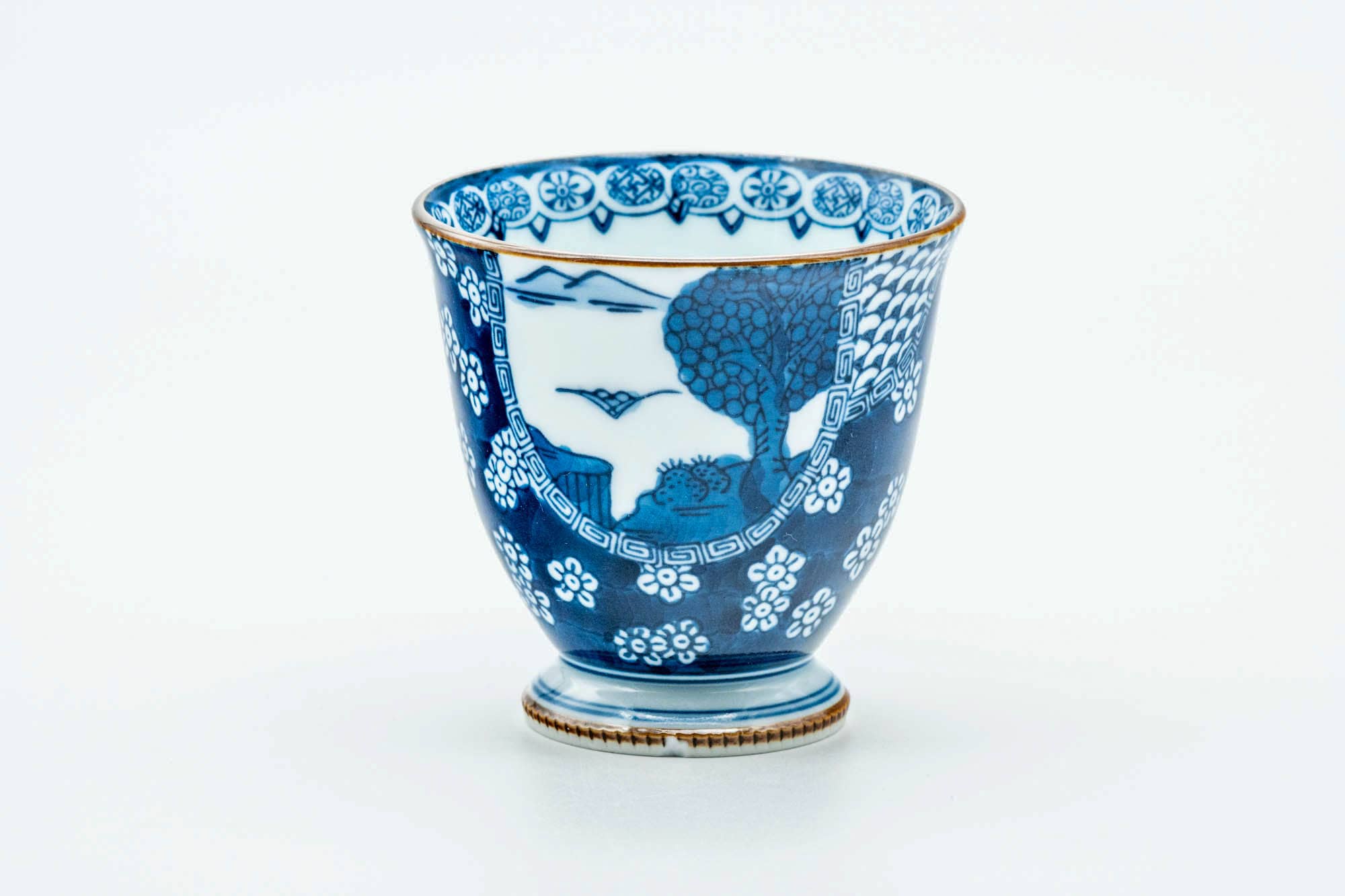 Japanese Teacup - Floral Geometric Mountainous Arita-yaki Yunomi - 120ml