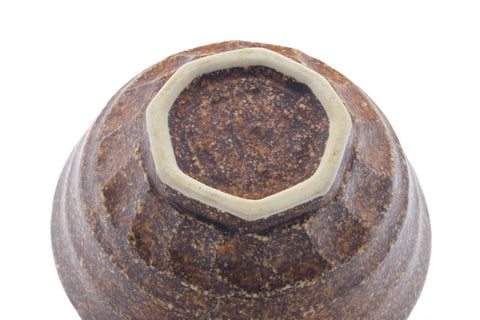 Tezumi — Japanese Teacup - Earthy Brown Geometric-shaped Yunomi - 240ml — inverted showing the foot ring
