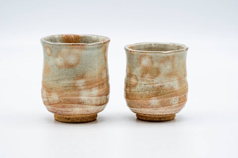 Japanese Teacups - 天鵬山 Tsubaki Kiln - Pair of Gohonte Hagi-yaki Meoto Yunomi
