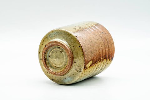 Inverted view showing the foot and base.