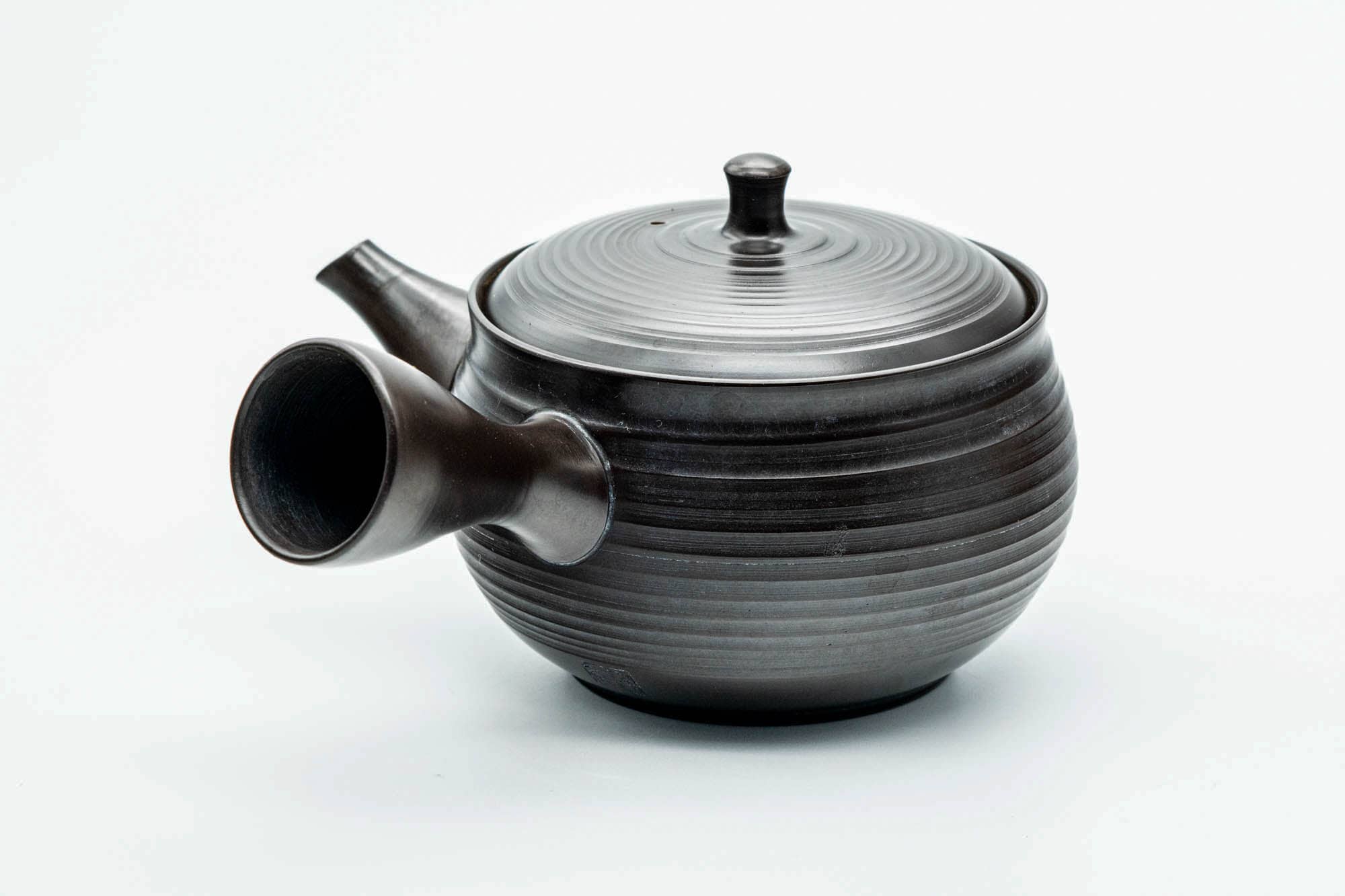 Japanese Kyusu - 玉龍 Gyokuryu Umehara Jiro - Spiraling Kokudei Tokoname-yaki Mesh Teapot - 300ml