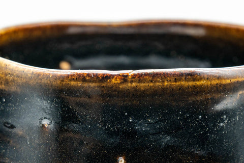 Japanese Matcha Bowl - Black Glazed Mt. Fuji Hantsutsu-gata Chawan - 300ml