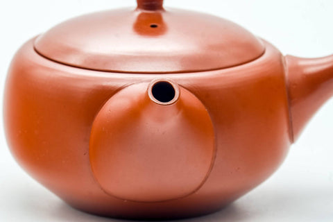Japanese Kyusu - Classic Red Shudei Tokoname-yaki Mesh Teapot - 200ml - top-down view of the body, lid and spout