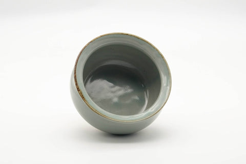 Tezumi — Japanese Kensui - Abstract Grey Glazed Water Bowl - 550ml — three-quarter view