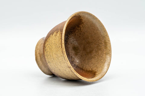 Tezumi — Japanese Teacup - Ash Glazed Shigaraki-yaki Yunomi - 60ml — three-quarter view