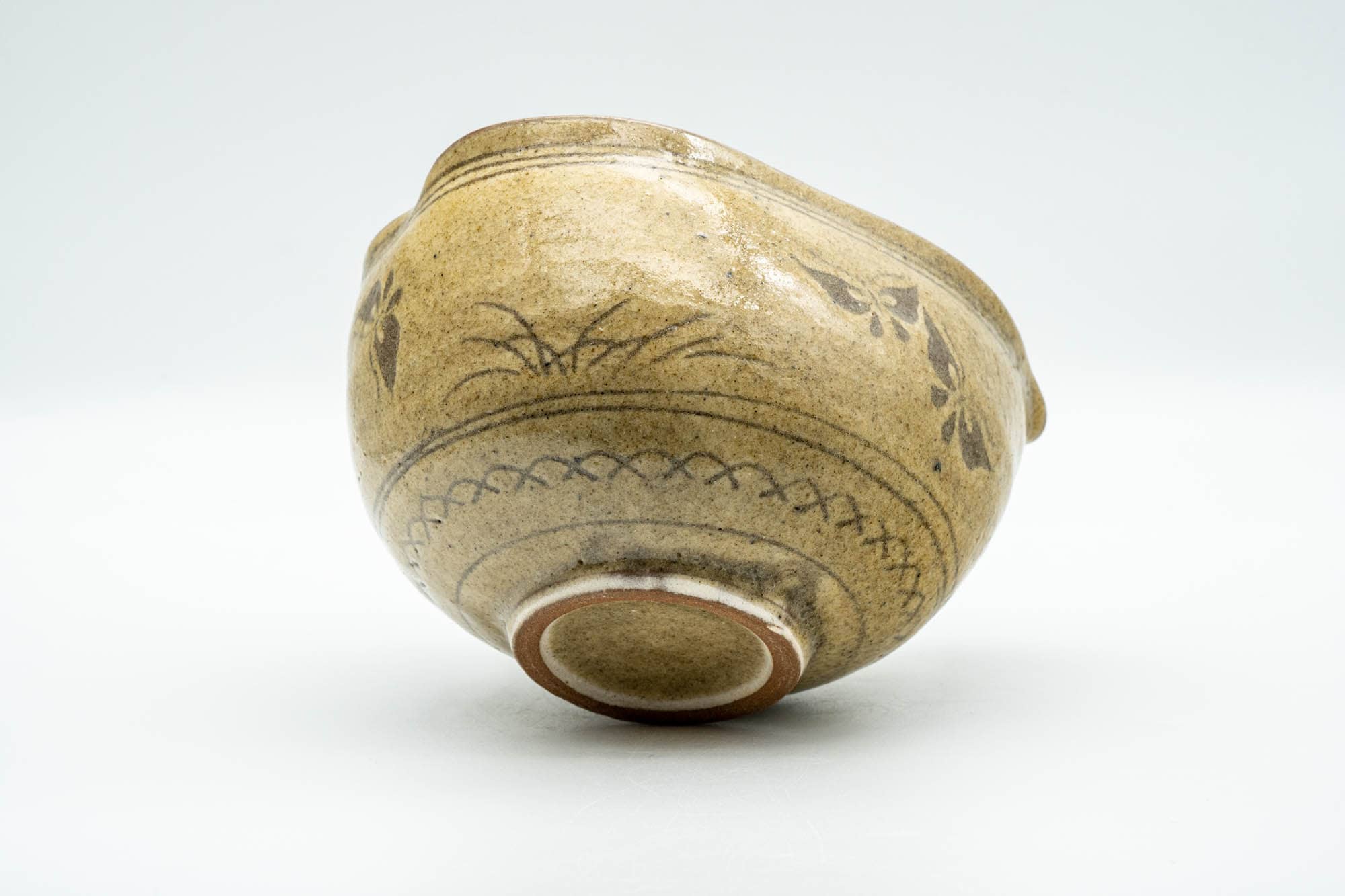 Japanese Katakuchi - Butterflies Beige Glazed Tea Pouring Bowl - 450ml - Tezumi