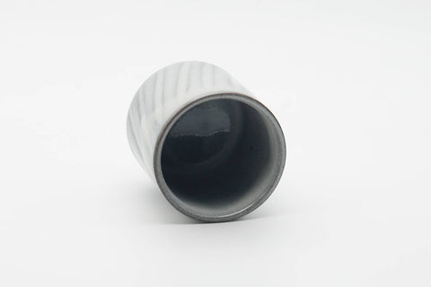 Tezumi — Japanese Teacup - Spiraling White Grey Glazed Yunomi - 130ml — three-quarter view