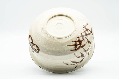 Japanese Kensui - Small Long Grass White Glazed Water Bowl - 300ml - tilted view showing base