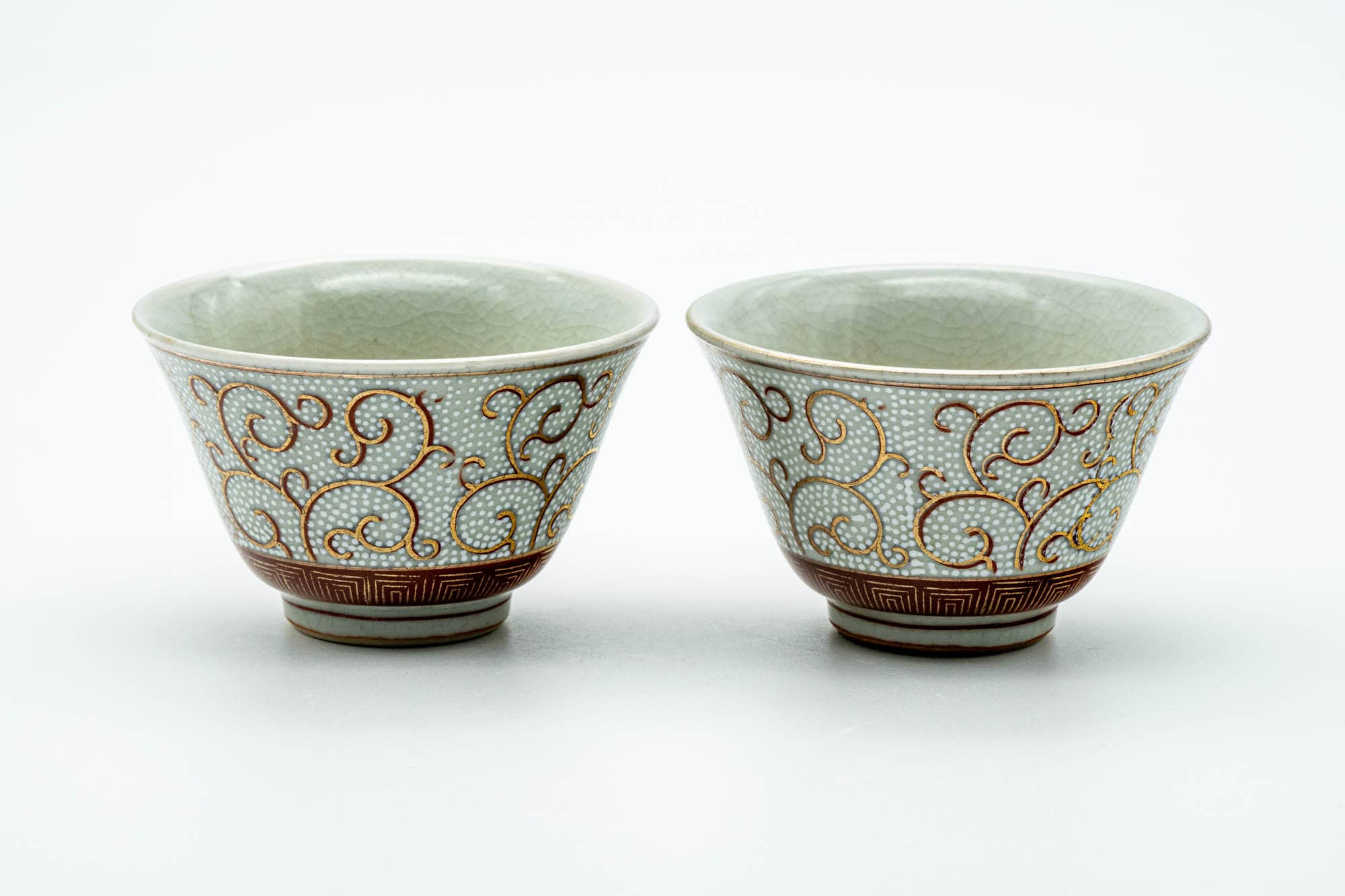 Japanese Teacups - Pair of Spotted Swirling Kutani-yaki Yunomi - 100ml