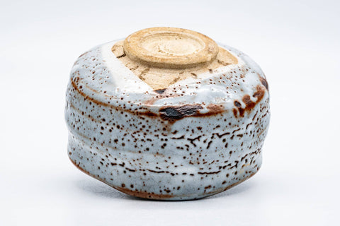 Tezumi — Japanese Matcha Bowl - 加藤秀山 Katou Hideyama - Blue Shino Mino-yaki Chawan - 300ml — top-down view of the interior