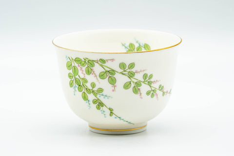 Japanese Teacups - Set of 5 Floral Lightweight Porcelain Yunomi - 125ml - front view of a single cup showing the green floral decoration with gold trim