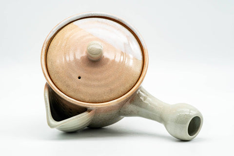 Japanese Kyusu - Beige White Hagi-yaki Do-ake Teapot - 330ml - overhead view showing the lid knob