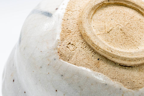 Japanese Matcha Bowl - 市川通三 Ichikawa Michizou - Snowy Shino Glazed Kyo-yaki Chawan - 300ml