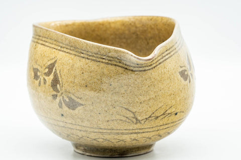Japanese Katakuchi - Butterflies Beige Glazed Tea Pouring Bowl - 450ml - Tezumi
