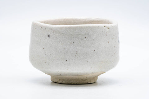 Japanese Matcha Bowl - 祥山 Shōzan - Snowy Speckled Shino Glazed Mino-yaki Chawan - 300ml