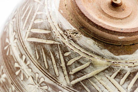 Japanese Matcha Bowl - Brown Chrysanthemum-stamped Mishima Wan-nari Chawan - 425ml