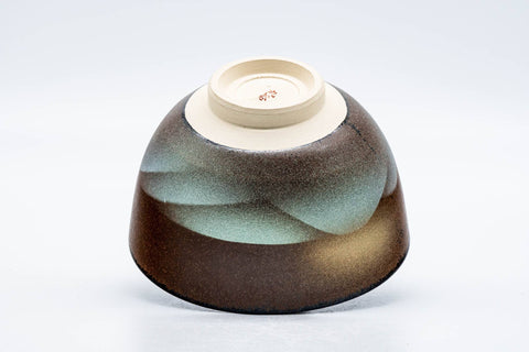 Tezumi — Japanese Matcha Bowl - Gold Blue Mountainous Kutani-yaki Chawan - 300ml — inverted showing the foot ring