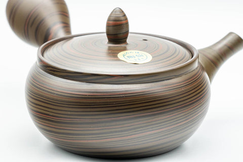 Japanese Kyusu - Hida Tosen Nerikomi Tokoname-yaki Teapot - 230ml - side view with the lid on