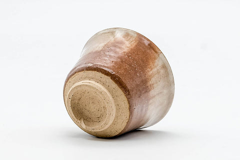 Tezumi — Japanese Teacup - Beige Milky Glazed Hagi-yaki Yunomi - 90ml — three-quarter view