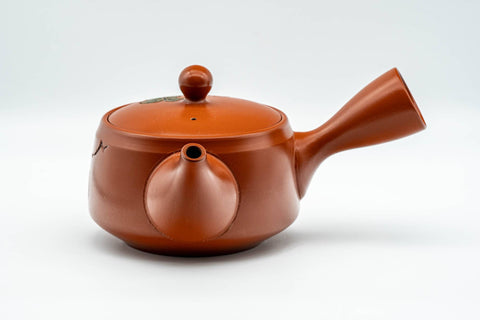 Tezumi — Japanese Kyusu - Grapevine Engraved Tokoname-yaki Obi-ami 360 Mesh Teapot - 370ml — top-down view of the lid