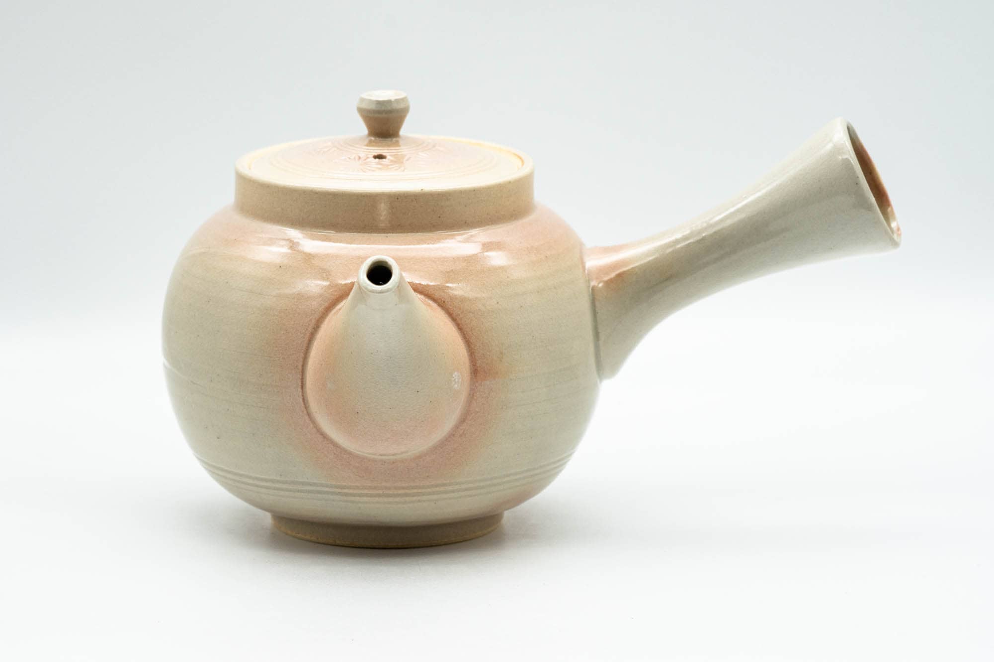 Japanese Kyusu - Beige Pink Chrysanthemum Hagi-yaki Do-ake Teapot - 400ml