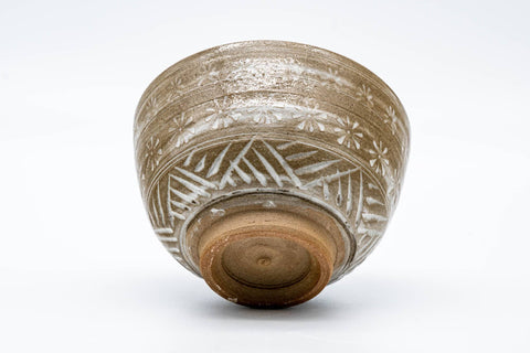 Japanese Matcha Bowl - Brown Chrysanthemum-stamped Mishima Wan-nari Chawan - 475ml