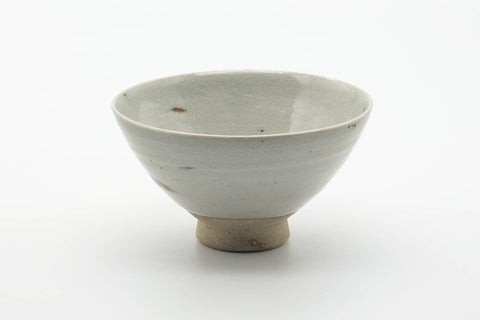 Tezumi — Japanese Matcha Bowl - Grey Glazed Long Grass Decorated Chawan - 330ml — front view from another angle