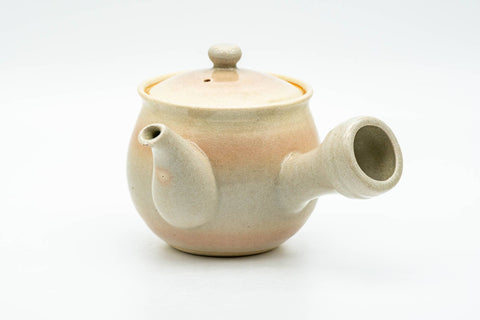 Tezumi — Japanese Kyusu - Beige Pink Glazed Hagi-yaki Do-ake Teapot - 220ml — top-down view of the lid
