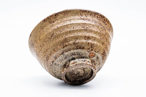 Japanese Matcha Bowl - Rokurome Speckled Irabo-style Chawan - 400ml - angled view showing the body and foot
