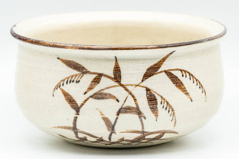 Japanese Kensui - Small Long Grass White Glazed Water Bowl - 300ml - side view showing long-grass brushwork
